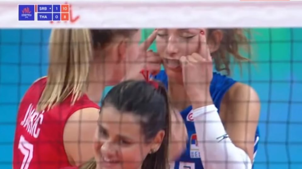 Serbian volleyballer Sanja Djurdjevic on June 1 makes a “slanty eyes” gesture during a globally televised match against Thailand on June 1.
