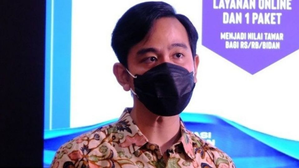 Gibran Rakabuming Raka, President Joko Widodo’s eldest son and the mayor of Solo, says that he will continue to carry out his duties remotely after testing positive for the coronavirus. Photo: Instagram/@gibran_rakabuming
