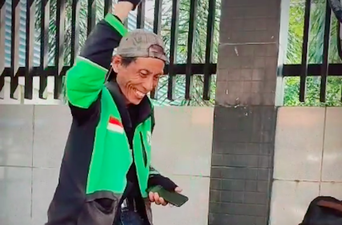 Babeh Ary (TikTok: @babehojol)