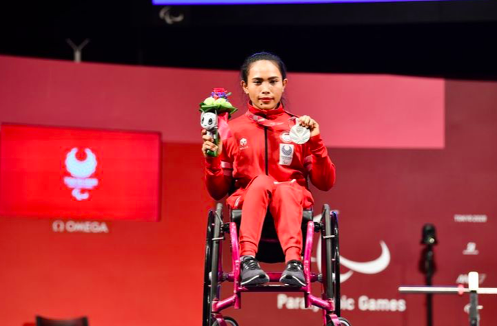 Balinese powerlifter Ni Nengah Widiasih has won Indonesia’s first medal at the 2020 Summer Paralympics in Tokyo. 
Photo: NPC Indonesia