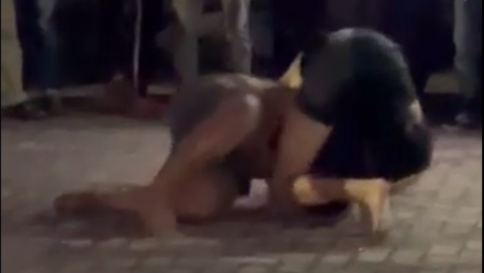 Two men street fighting in Makassar, South Sulawesi. Photo: Video screengrab