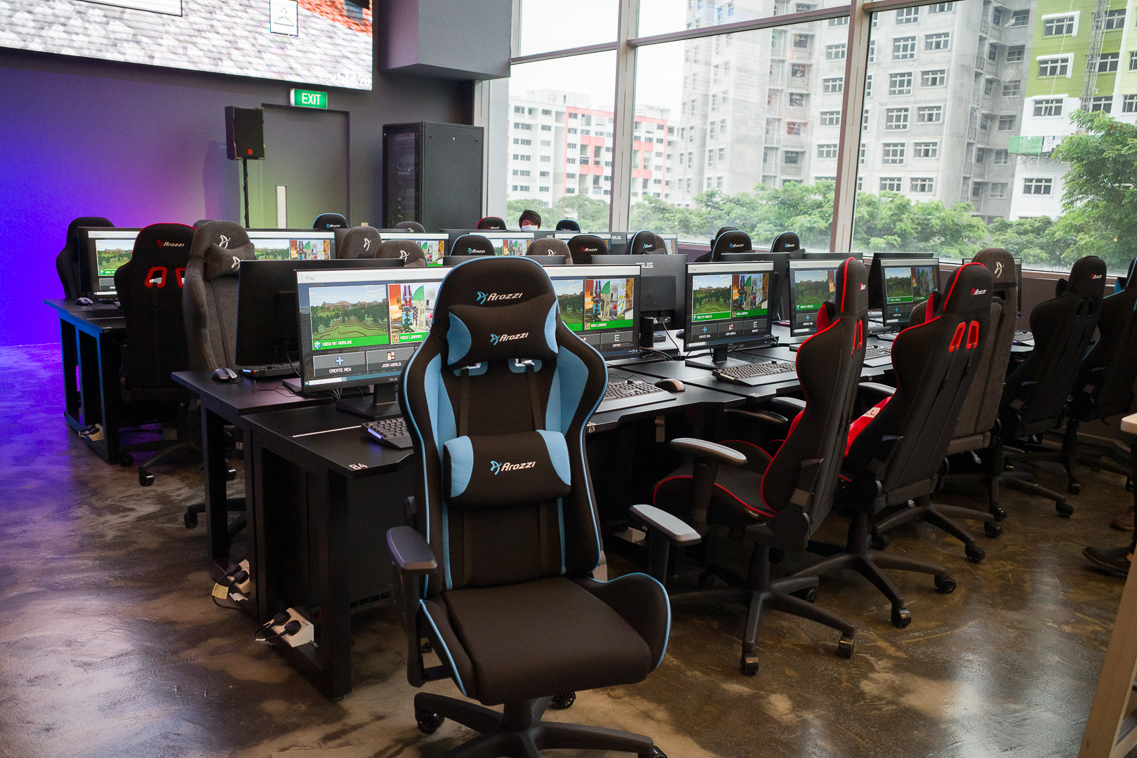 Singapore school ups its game with new esports lab (Photos) | Coconuts