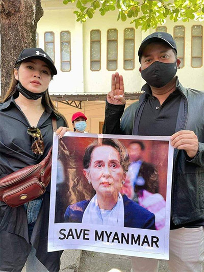 Eaindra Kyaw Zin and her husband Pyay Ti Oo, both actors, attend a February protest. Photo: Pyay Ti Oo / Facebook