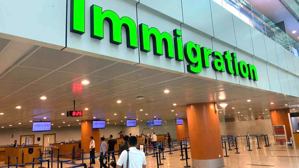 Immigration at Yangon International Airport. Photo: Lightjourney.com.sg.
