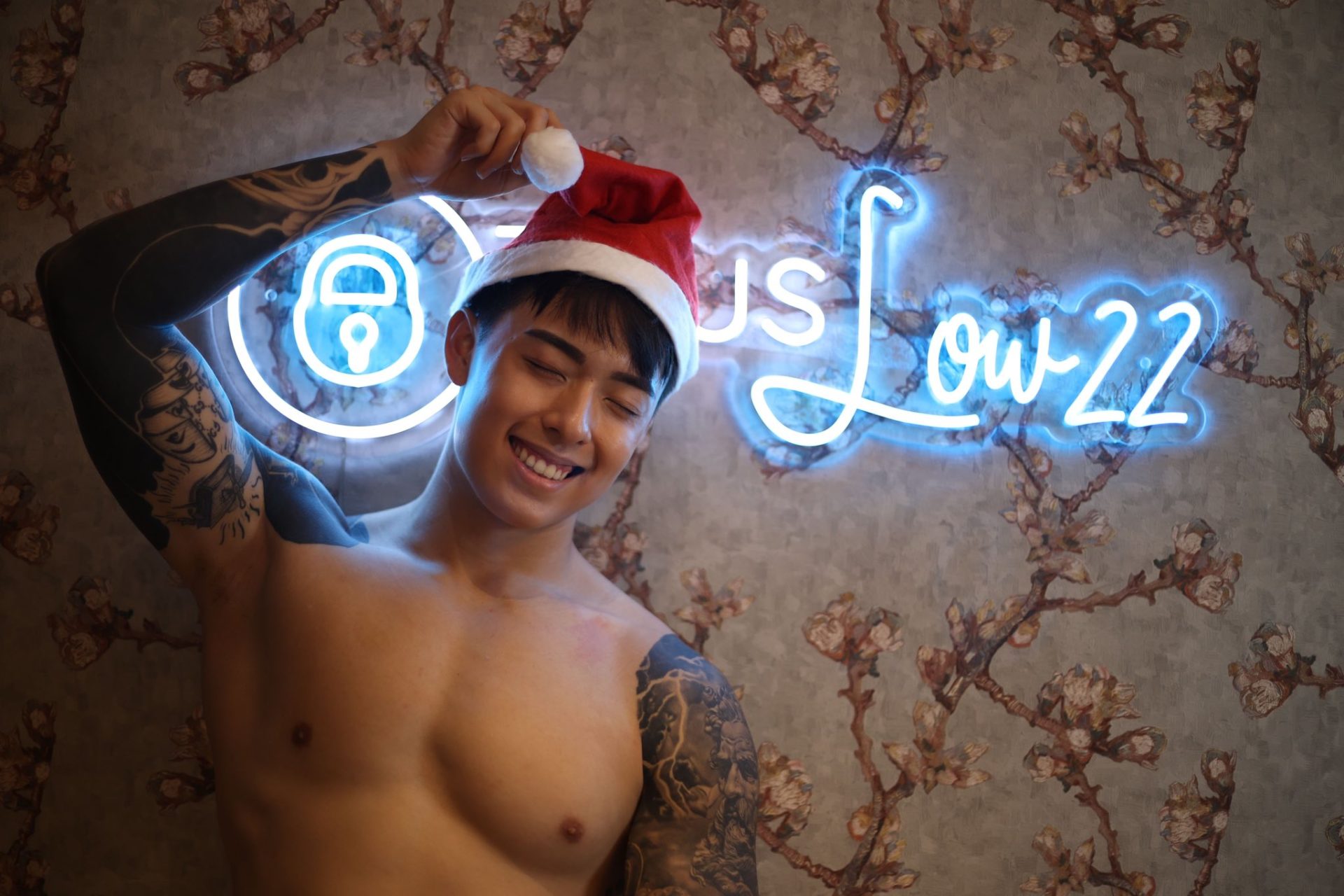 We just couldnt stop Titus Low from uploading his penis to OnlyFans:  Singapore police | Coconuts