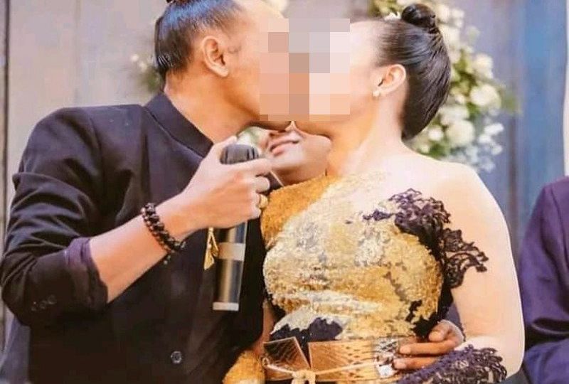 A censored version of a viral photo depicting married sulinggih couple Ida Rsi Bhujangga Lokanatha and Ida Rsi Gayatri kissing during the latter’s birthday party. The public outrage was immense enough that the pair stepped down as sanctified figures among Bali’s Hindu community.