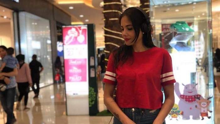 DJ Chantal Dewi. Photo: Instagram/@chantaldewi