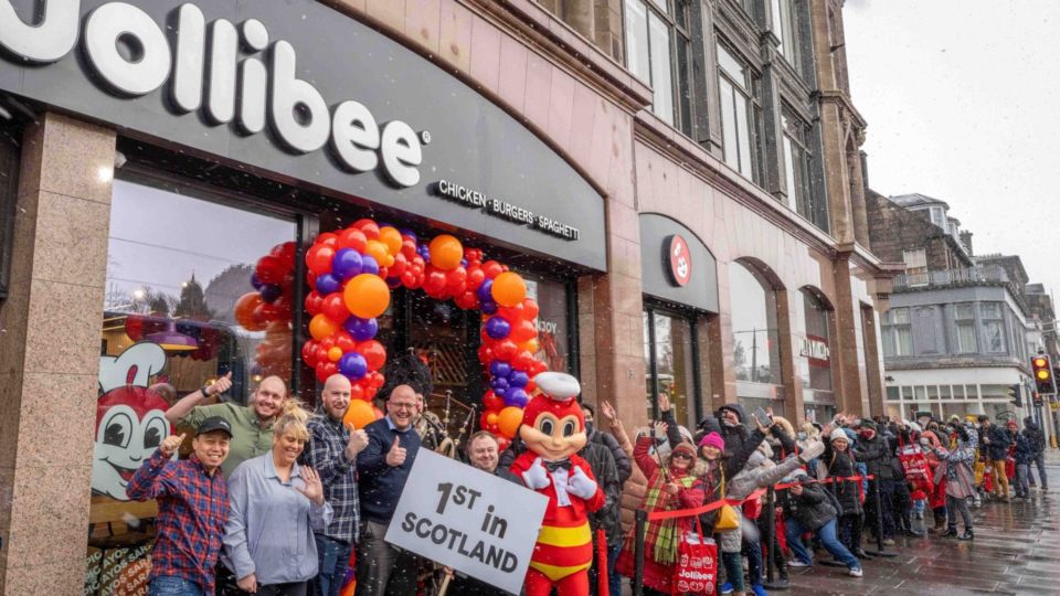 Long lines greeted Jollibee on opening day in Edinburgh, Scotland. Image: Jollibee (Facebook)