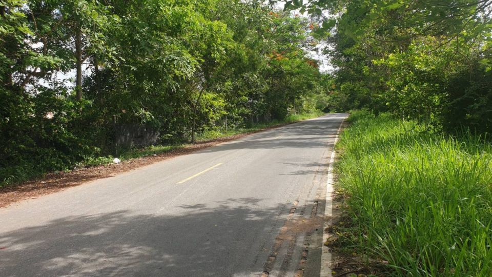 A file photo off the Mabprachan Reservoir in Chonburi’s Bang Lamung district.