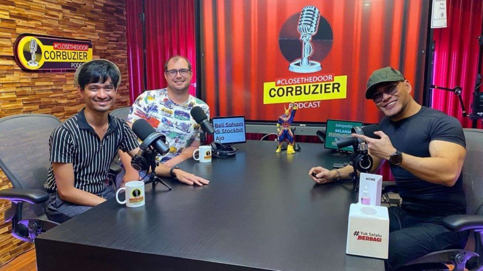 Ragil Mahardika, Frederik Vollert, and Deddy Corbuzier at the Close the Door podcast. Photo: Instagram/@ragilmahardika