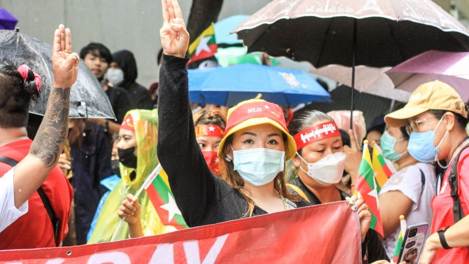 People gathered Tuesday afternoon outside Myanmar’s embassy in Bangkok to protest the nation’s execution of four pro-democracy activists. Photo: Chayanit Itthipongmaetee / Coconuts
