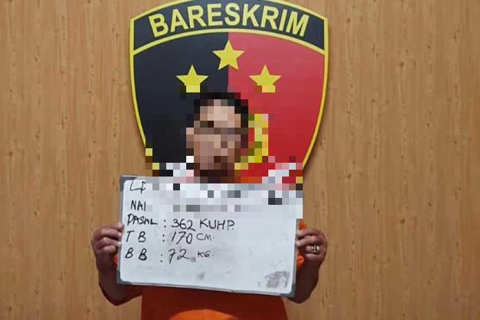 RR, 39, was arrested on July 4, 2022, in Kuta, Bali, for purse theft. He reportedly managed to withdraw money from the victim’s bank account after correctly guessing the ATM PIN from her birthday as written on her ID card. Photo: Obtained.