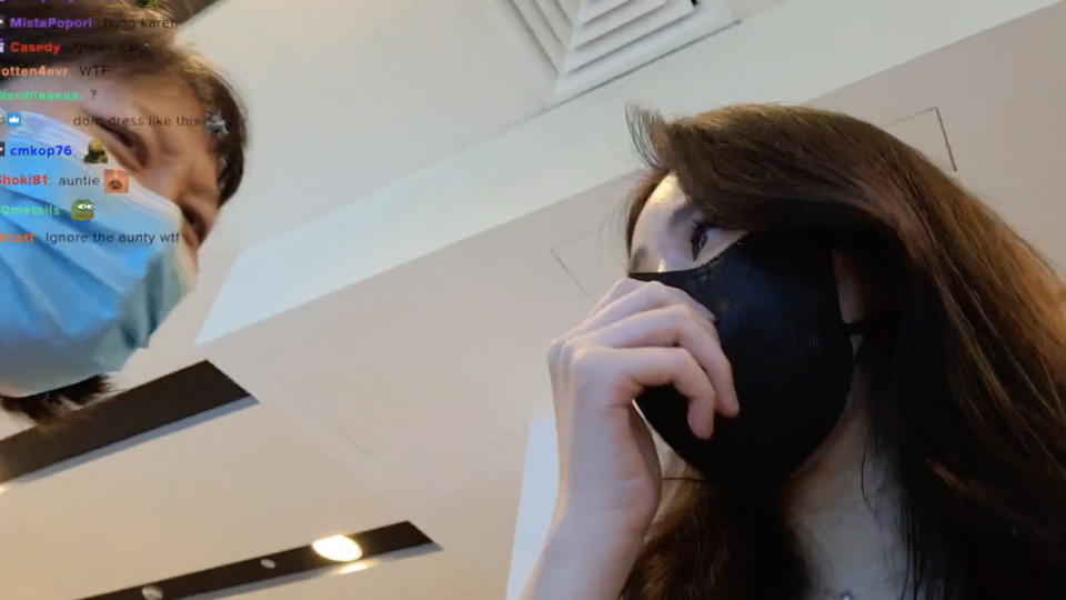 A Singapore ‘Karen’ confronts Twitch streamer Bunniejin about her attire. Photo: Bunniejin/Twitch
