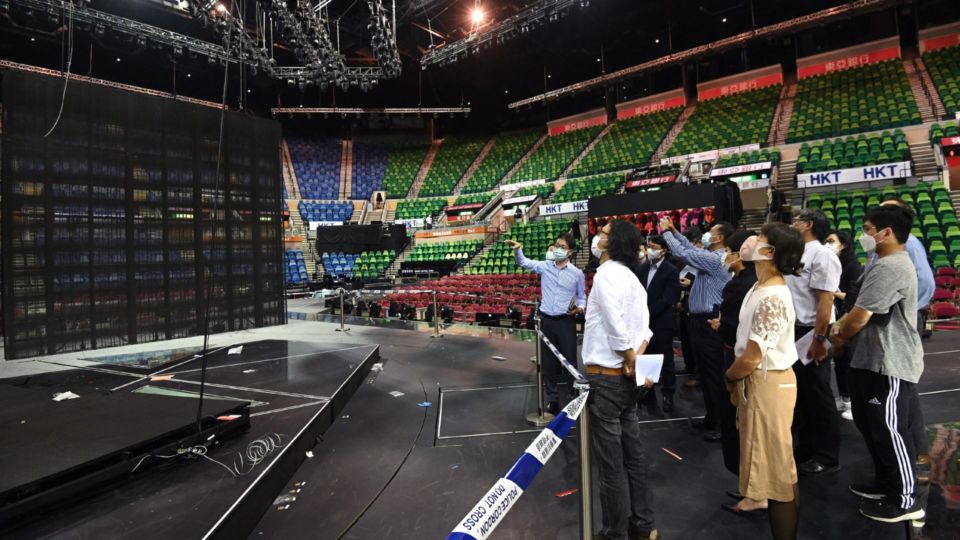 A task force led by the Leisure and Cultural Services Department to identify the cause of a serious incident that occurred in the Hong Kong Coliseum held its first meeting on Aug. 1 at the Coliseum. Photo shows the task force conducting an on-site inspection at the arena. Photo: Hong Kong government