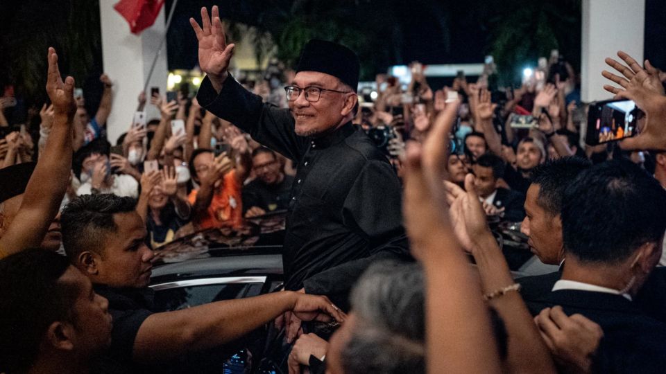 Anwar Ibrahim after his first presser as Prime Minister yesterday/Photo from Anwar Ibrahim’s Facebook
