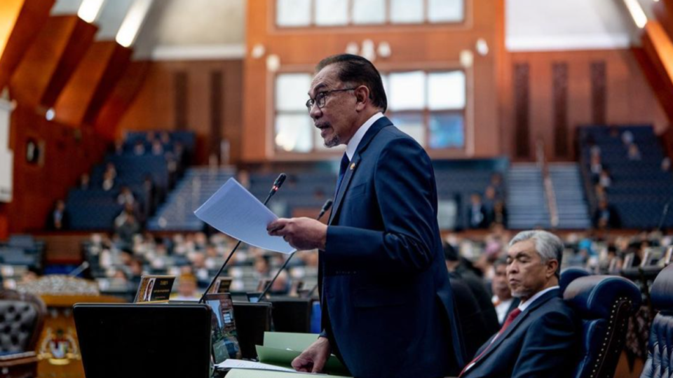 Prime Minister Anwar Ibrahim speaking in parliament on Dec 20, 2022. Photo: Instagram / @anwaribrahim_my
