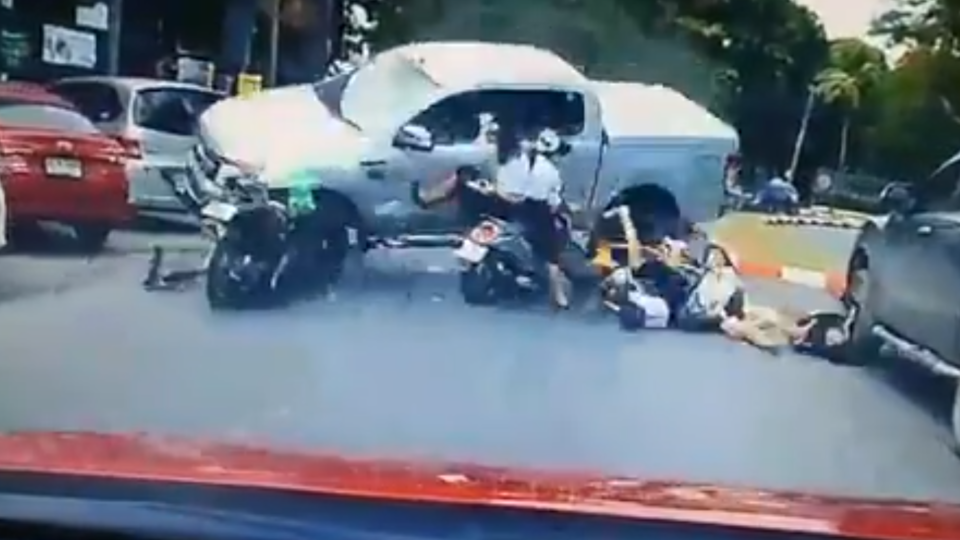 It was a typical day on a Thai roadway when insane carnage erupted in late 2019 as an out-of-control truck barreled into a several schoolgirls riding scooters. Image: Ammnakarach / Twitter