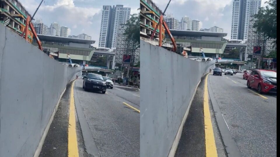 Twitter user @justazimah posted a video of herself walking along a congested highway as a path after work as she made her way to the Pusat Bandar Damansara MRT station.
