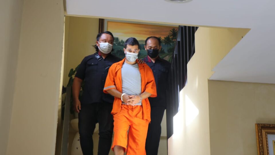 Red Notice fugitive Antonio Strangio was arrested at the Bali airport on Feb. 3, 2022. Photo: Bali Police.