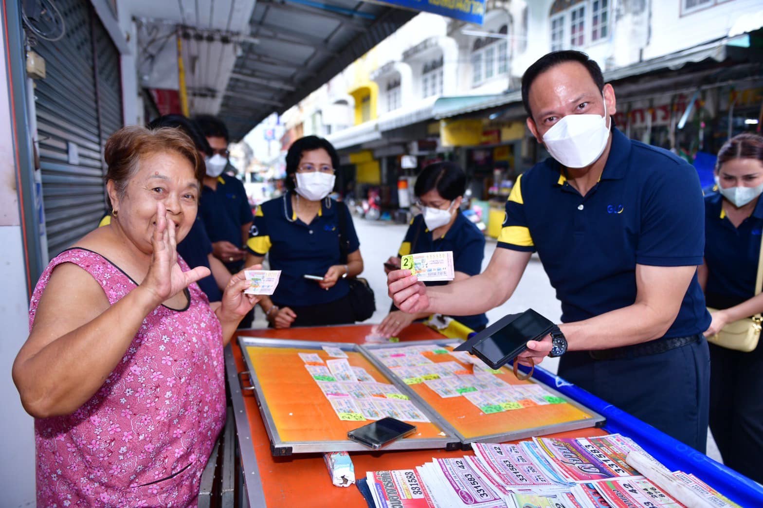 Thai lottery winners can now get winnings by drivethru Coconuts