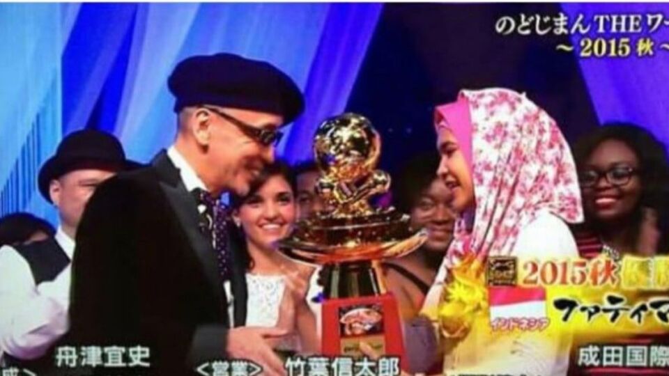 A screengrab from Fatimah Zahratunnisa winning a singing competition in Japan in 2015.