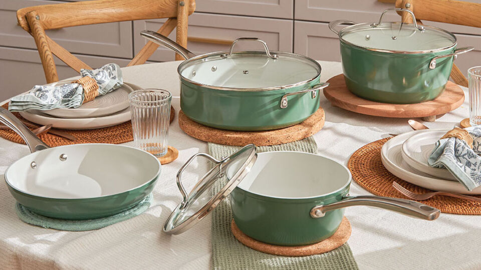 The 7-piece Cosmo Set in the limited edition shade of green bean. Photo: Cosmic Cookware