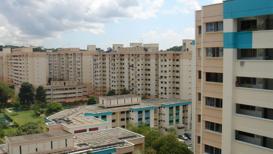 Housing estate at Bukit Batok East, Bukit Batok, Singapore/Creative Commons BY-SA 3.0
