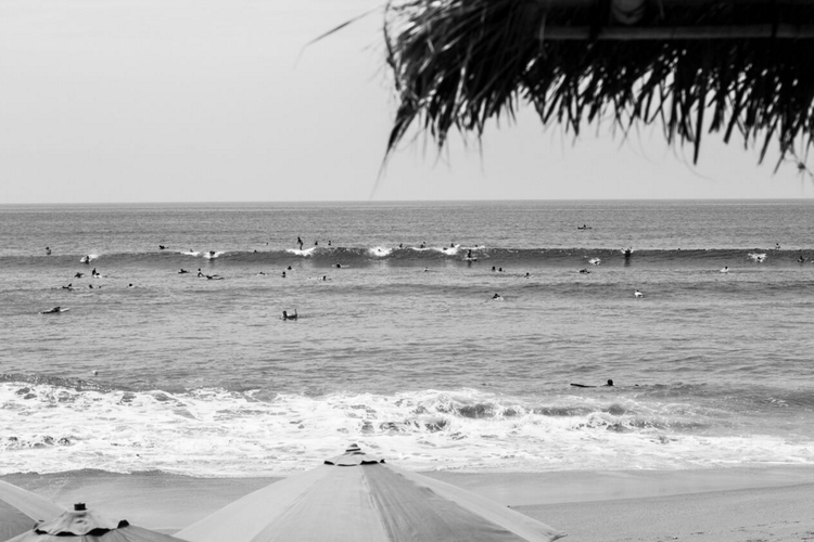 Batu Bolong Crew Batu Bolong Crew