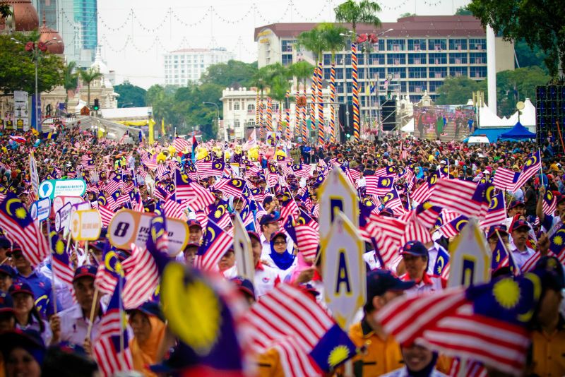 Jalur Gemilang was designed by an architect
