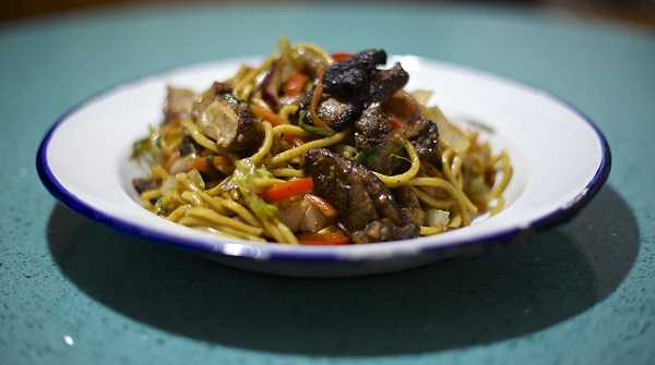 jerk chicken chowmein