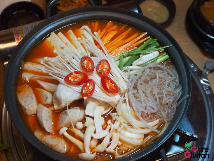 Kimchi Dubu
