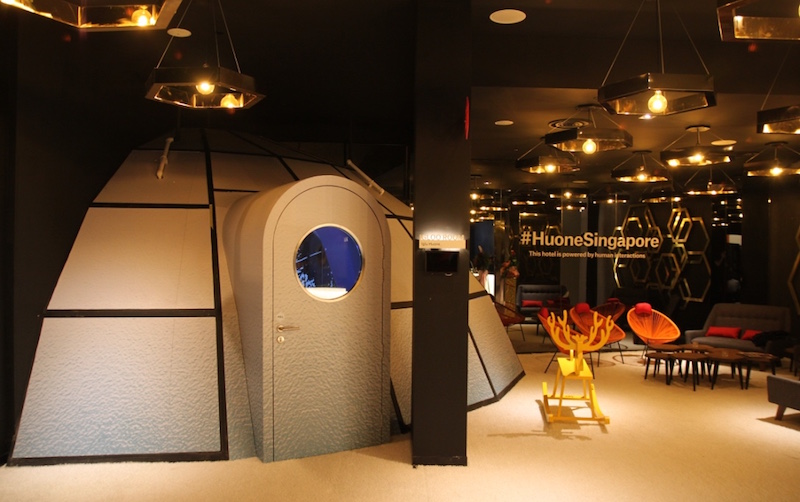 The entrance area and the Igloo room facade