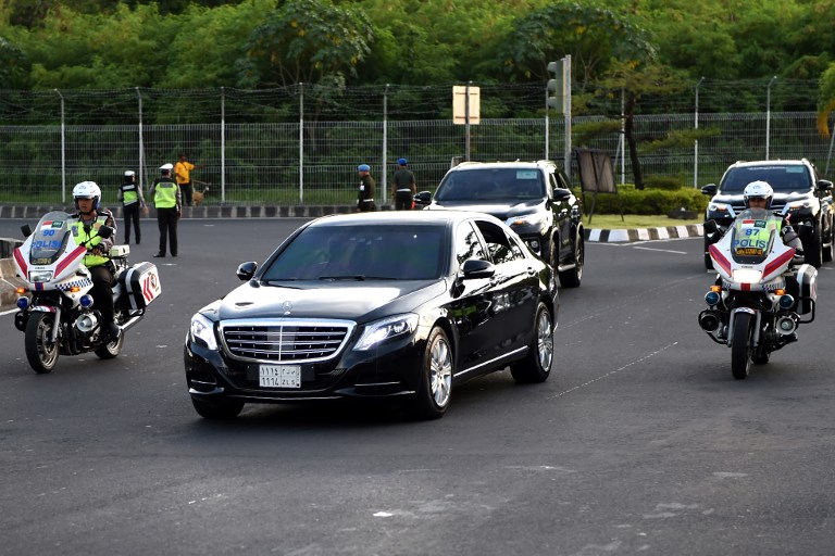 A motorcade transporting Saudi King Salman bin Abdul Aziz leaves following the king’s arrival at the Bali International Ngurah Rai Airport in Denpasar on Indonesia’s resort island of Bali on March 4, 2017. Photo: Sonny Tumbelaka/AFP