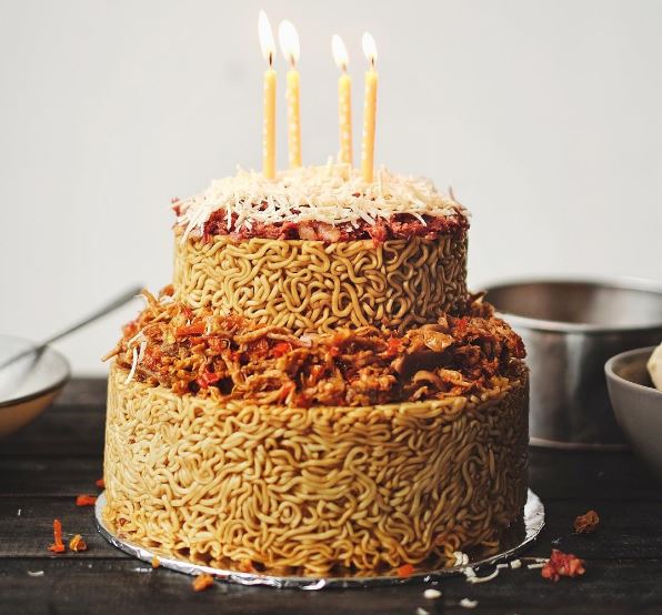 Indomie cake by tot.aw in Kelapa Gading. Photo: @tot.aw / Instagram