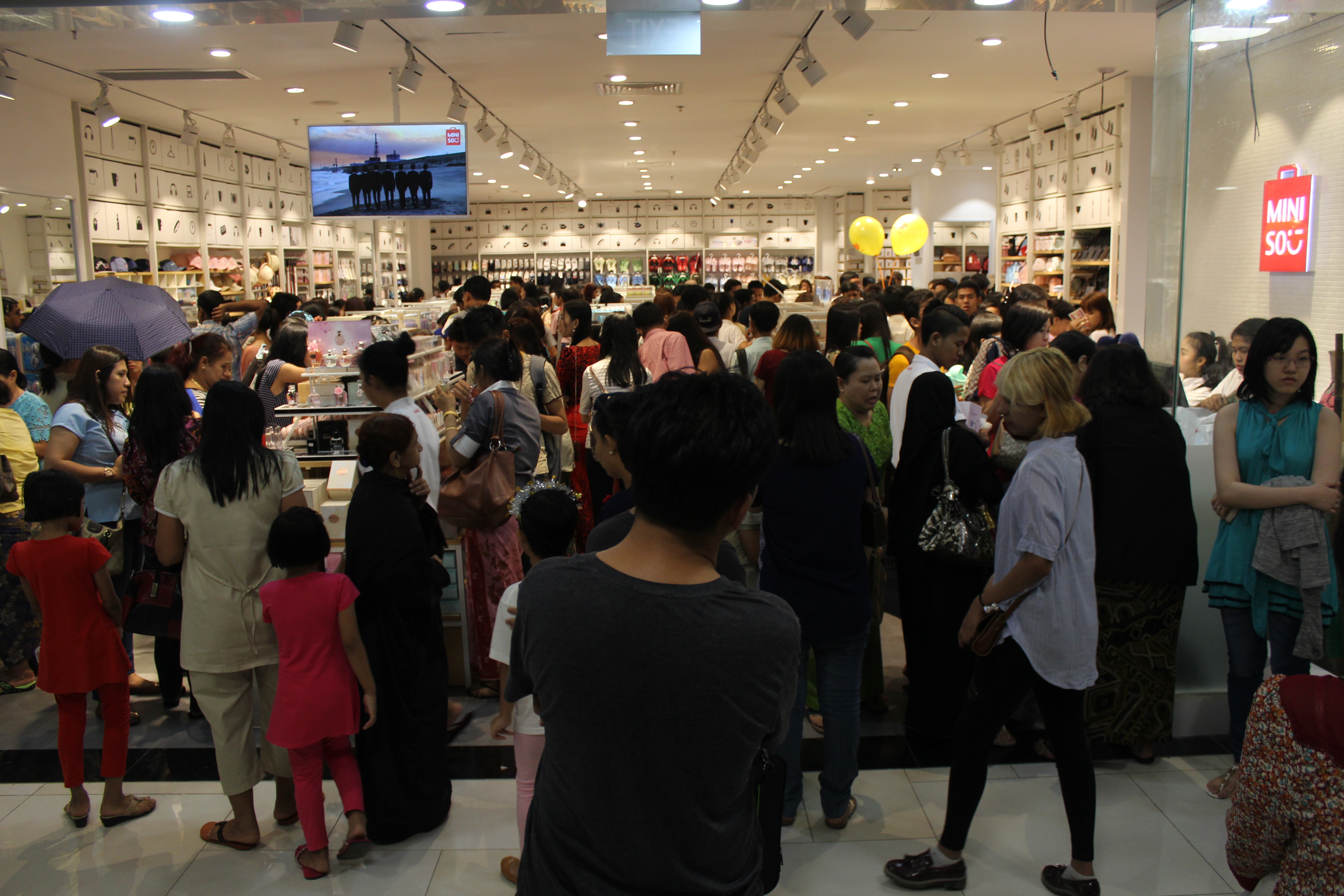 Crowded Miniso.