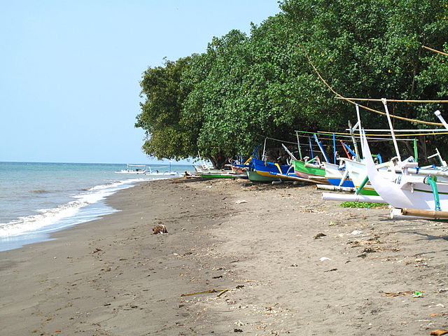 Lovina Beach. Photo: Wikimedia Commons