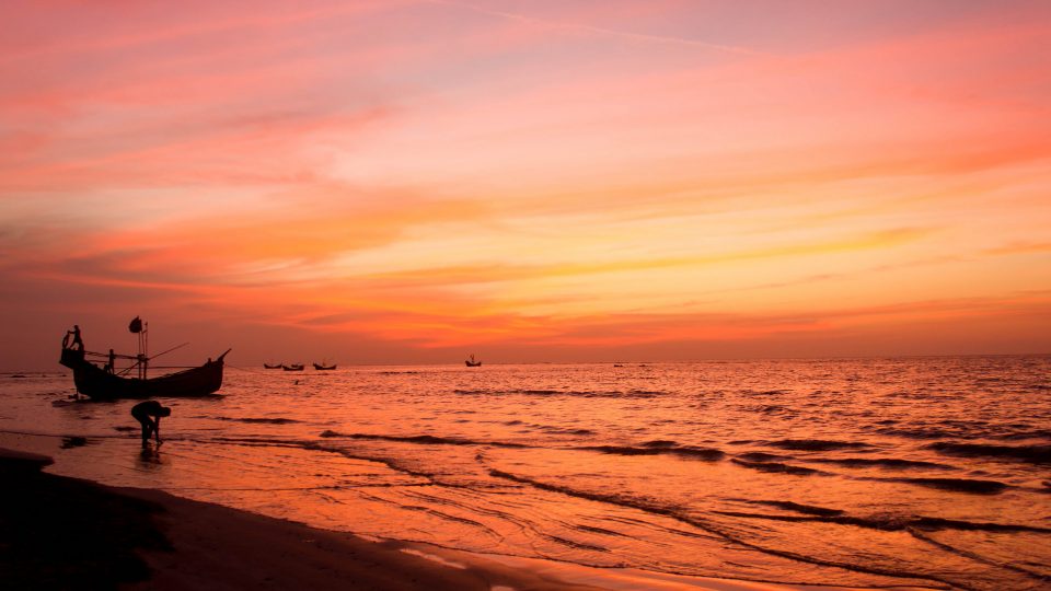 A river scene in Teknaf. Photo: Flickr / Silver Blue