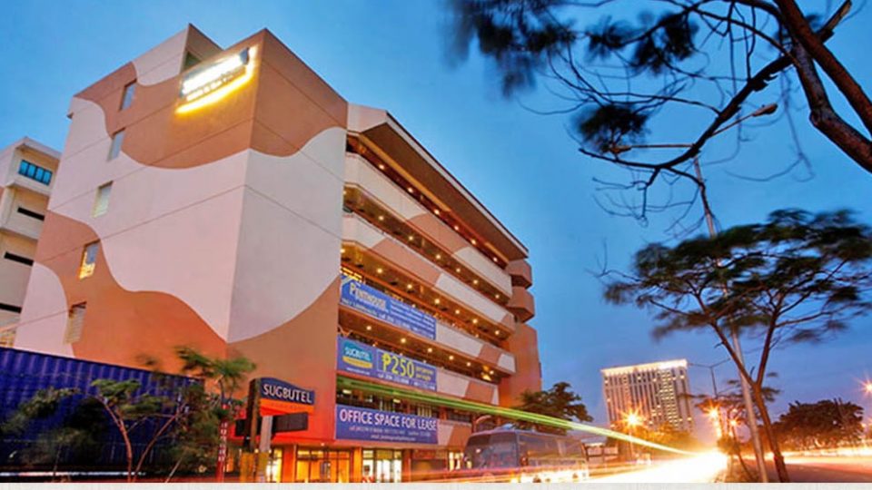 A hotel in Cebu City calls police on visitors who were “speaking another language” . Screengrab from Sugbutel website