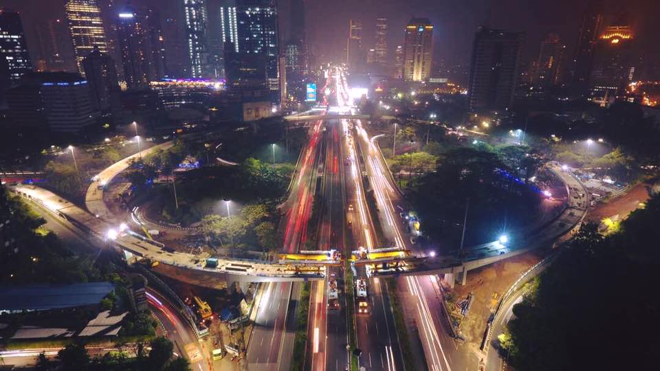 Photo of the nearly connected Semanggi overpass. Photo: Basuki Ahok Tjahaja Purnama / Facebook