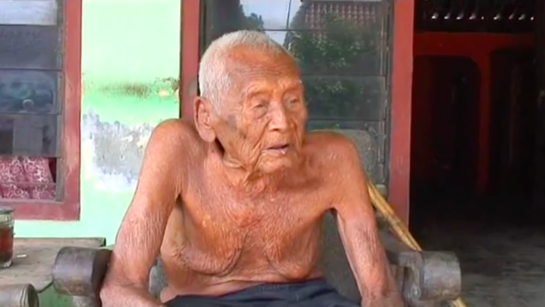 Photo: Video screengrab