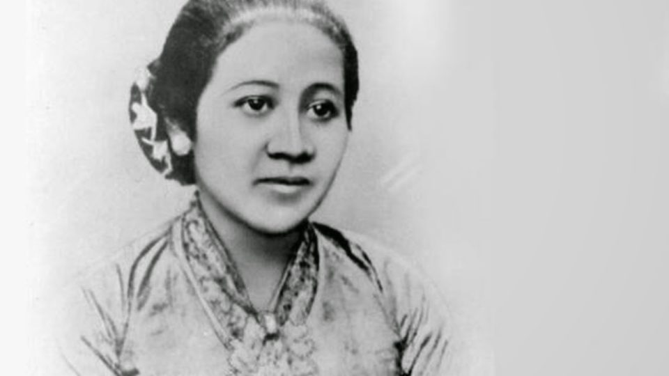 A new feature film has prompted a renewed interest in the life of national hero Kartini.